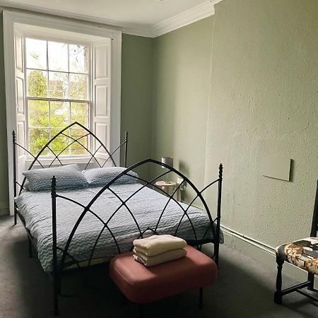 Kilkenny Tourist Hostel Bagian luar foto