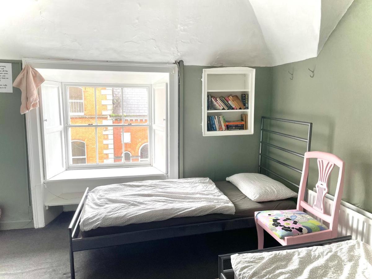 Kilkenny Tourist Hostel Bagian luar foto